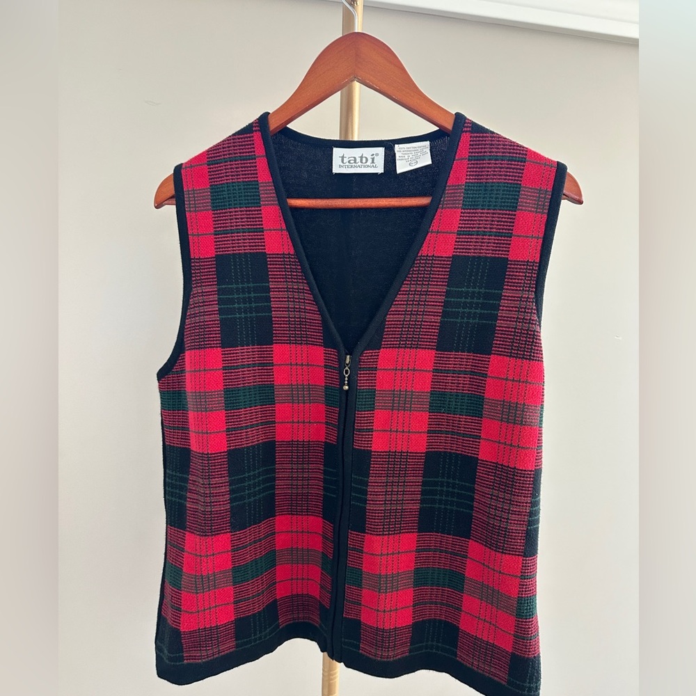 Vintage Tabi International Plaid Knit Vest Red Black Cotton Medium